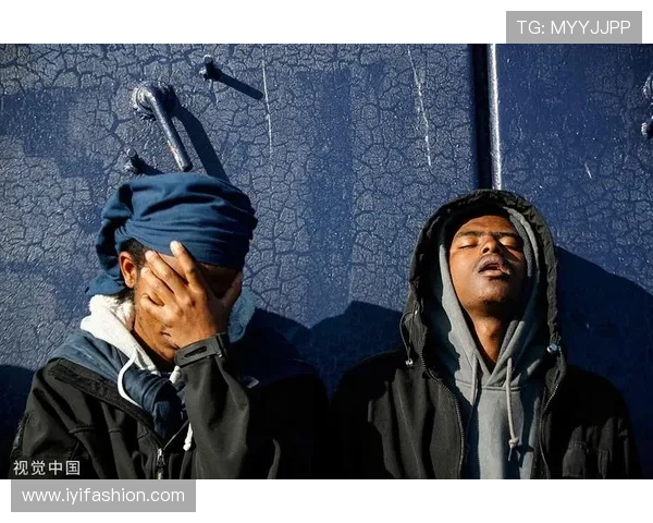 法媒称法国队薄荷绿首秀灵感自由女神